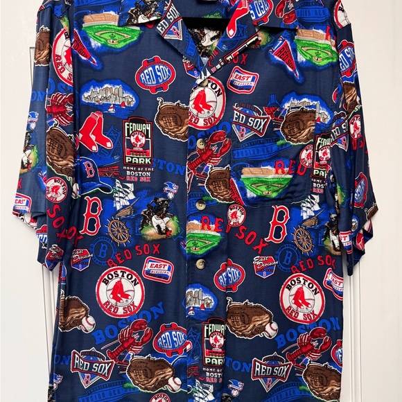 Boston Red Sox MLB Genuine Merch Short Sleeve Shirt by Lee Sport 100% Rayon Sz M - Picture 1 of 16